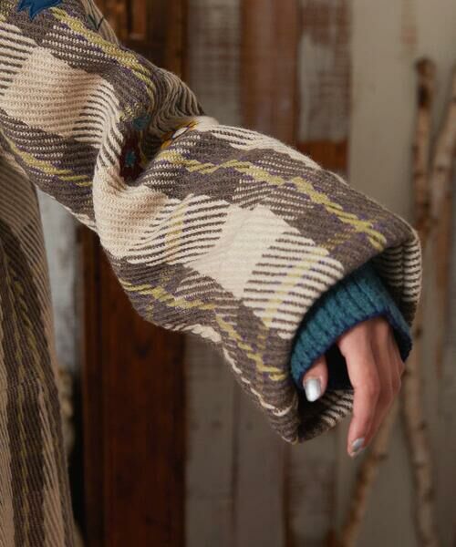 Jocomomola / ホコモモラ その他アウター | Calle de Bordadores チェック×フラワー刺繍コート | 詳細8