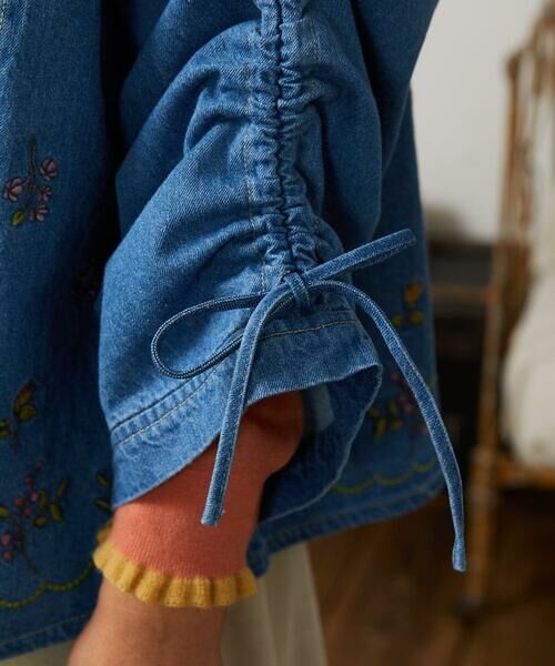 Jocomomola / ホコモモラ シャツ・ブラウス | El galgo フラワー刺繍デニムシャツ | 詳細14