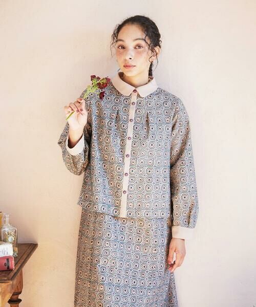 Jocomomola / ホコモモラ シャツ・ブラウス | Escudos 幾何調総刺繍ブラウス(ベージュ)