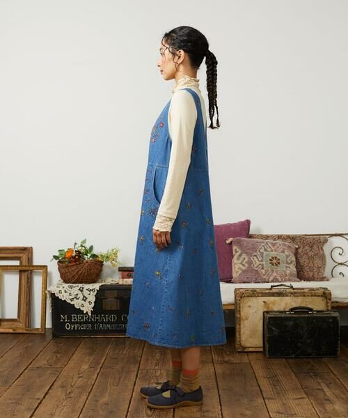 Jocomomola / ホコモモラ ロング・マキシ丈ワンピース | El galgo フラワー刺繍デニムノースリーブジャンパースカート | 詳細7