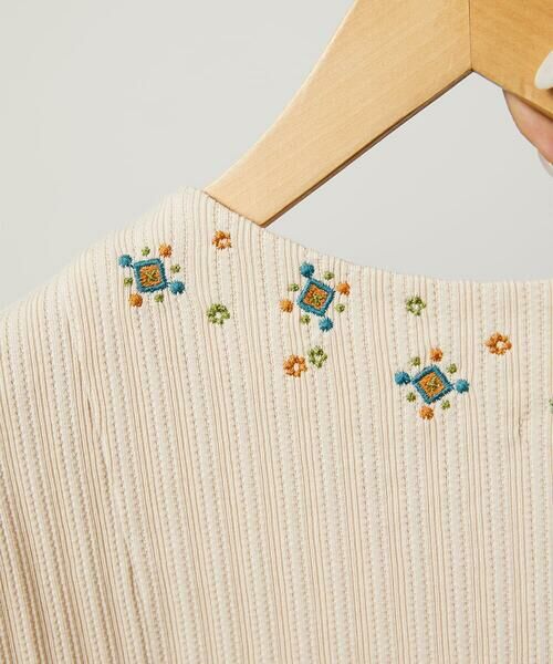 Jocomomola / ホコモモラ カットソー | 【2WAY】Tierras de cuitivo フラワー刺繍カットソー | 詳細14