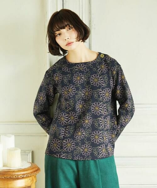 Jocomomola / ホコモモラ カットソー | Crisantemo curvo フラワー総刺繍カットソー | 詳細10