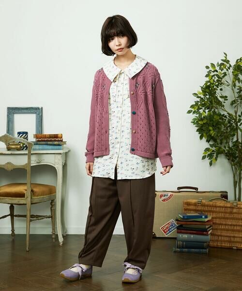 Jocomomola / ホコモモラ カーディガン・ボレロ | フラワー刺繍ケーブルニットカーディガン | 詳細1