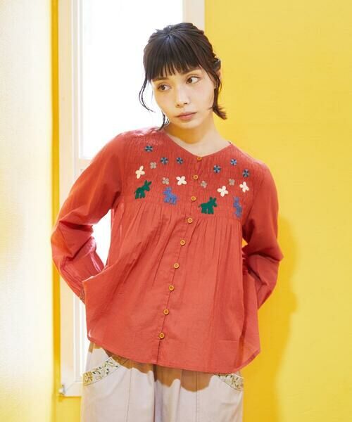Jocomomola / ホコモモラ シャツ・ブラウス | Baile animal アニマル刺繍ブラウス（レッド）