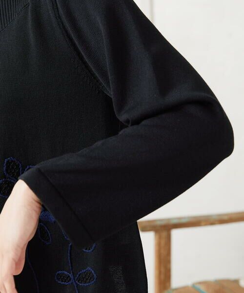 Jocomomola / ホコモモラ ニット・セーター | El Rucio フラワー刺繍ニットプルオーバー | 詳細11