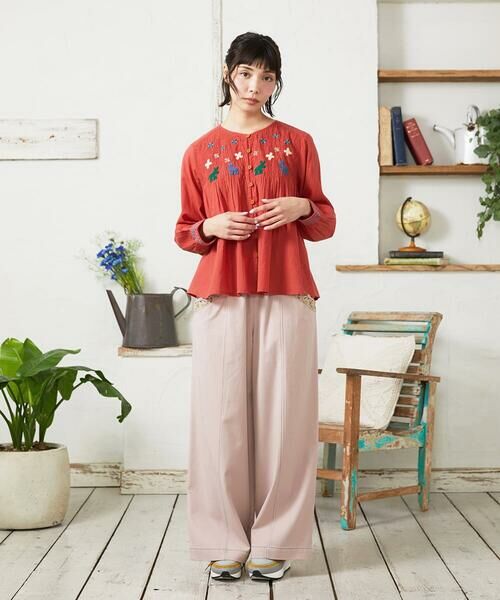 Jocomomola / ホコモモラ その他パンツ | Facil 刺繍入りツイルワイドパンツ | 詳細1