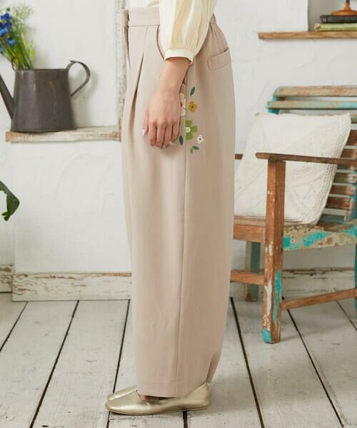 Jocomomola / ホコモモラ チノ・ワークパンツ | El Rucio フラワーアップリケポンチパンツ［オケージョン/セレモニー］ | 詳細10