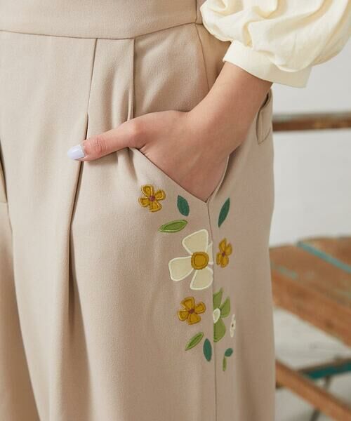 Jocomomola / ホコモモラ チノ・ワークパンツ | El Rucio フラワーアップリケポンチパンツ［オケージョン/セレモニー］ | 詳細14