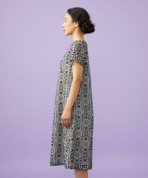 Jocomomola / ホコモモラ ロング・マキシ丈ワンピース | Dordado de verano フラワーカットワーク刺繍 ギンガムチェックワンピース [オケージョン対応] | 詳細6