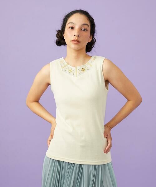 Jocomomola / ホコモモラ カットソー | 【2WAY】フラワー刺繍シフォンタンクトップ | 詳細7