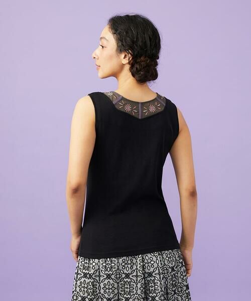 Jocomomola / ホコモモラ カットソー | 【2WAY】フラワー刺繍シフォンタンクトップ | 詳細21