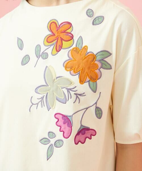 Jocomomola / ホコモモラ カットソー | 【接触冷感】Fresco 天竺フラワーアップリケTシャツ | 詳細15