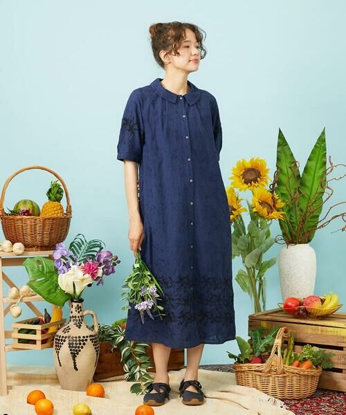 Jocomomola / ホコモモラ ロング・マキシ丈ワンピース | Sendero de flores 刺繍ワンピース（ネイビー）