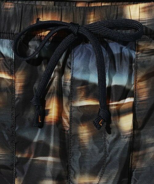 JOSEPH ABBOUD / ジョセフ アブード その他パンツ | 【イタリア素材/軽量/撥水】X-CLIPPER夜景プリント ショーツ | 詳細11