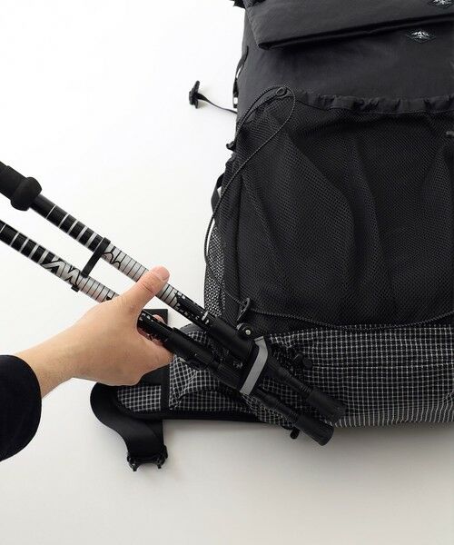 JOSEPH ABBOUD / ジョセフ アブード リュック・バックパック | 【軽量/ECO撥水/サスティナブル素材/サコッシュが取り外せる】リサイクルリップストップ バックパック 33L | 詳細10