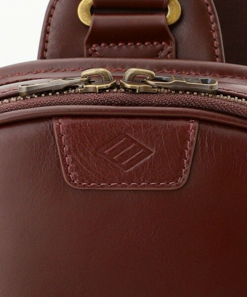 JOSEPH ABBOUD / ジョセフ アブード メッセンジャーバッグ・ウエストポーチ | 【軽量/コンパクト/牛革】オイルドレザーボディー バッグ | 詳細11