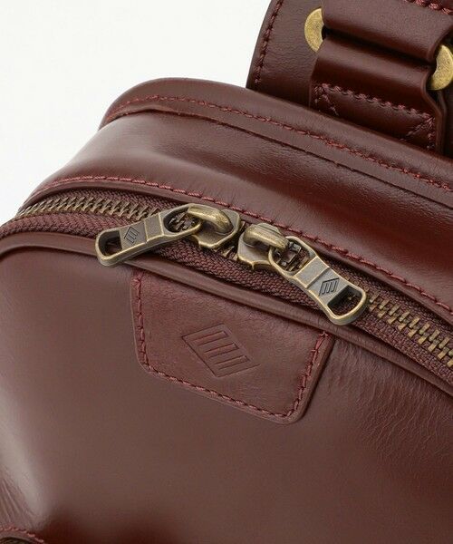 JOSEPH ABBOUD / ジョセフ アブード メッセンジャーバッグ・ウエストポーチ | 【軽量/コンパクト/牛革】オイルドレザーボディー バッグ | 詳細9