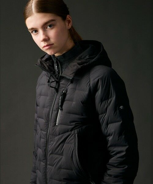 JOSEPH ABBOUD / ジョセフ アブード ダウンジャケット・ベスト | 【ストレッチ/軽量/パッカブル/ライナードッキング対応】2WAYストレッチダウンパーカー | 詳細1