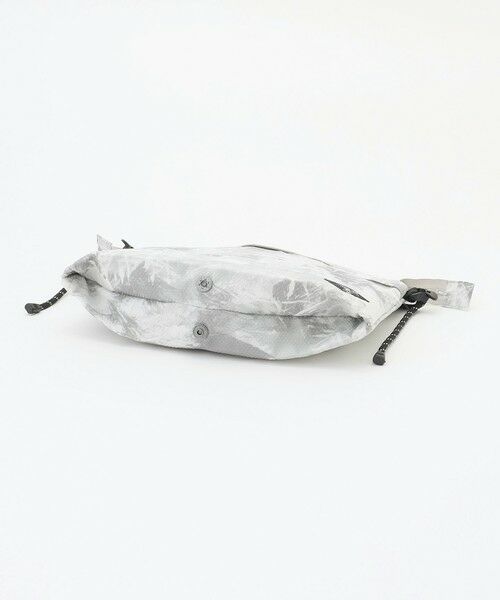 JOSEPH ABBOUD / ジョセフ アブード ショルダーバッグ | 【軽量/ECO撥水】エンボスプリント サコッシュ | 詳細15