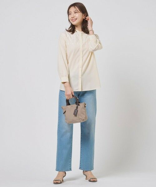 J.PRESS / ジェイプレス シャツ・ブラウス | 【一枚で着映え】ストライプ×エンブロイダリー バンドカラー ブラウス | 詳細4