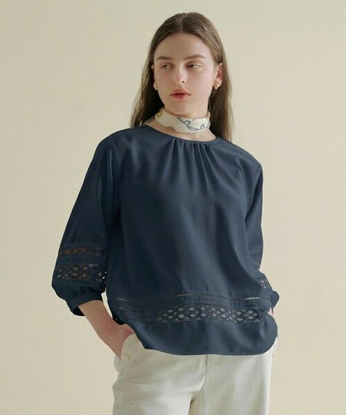 J.PRESS / ジェイプレス シャツ・ブラウス | 【一枚で着映え・セット着用可】スパンソフトクロス刺繍 ブラウス（ネイビー系）
