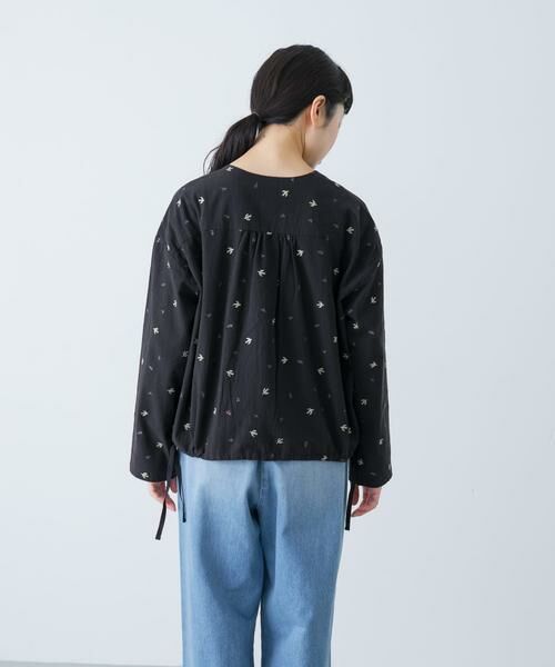 かぐれ / かぐれ シャツ・ブラウス | ツバメ刺繍ブラウス | 詳細24