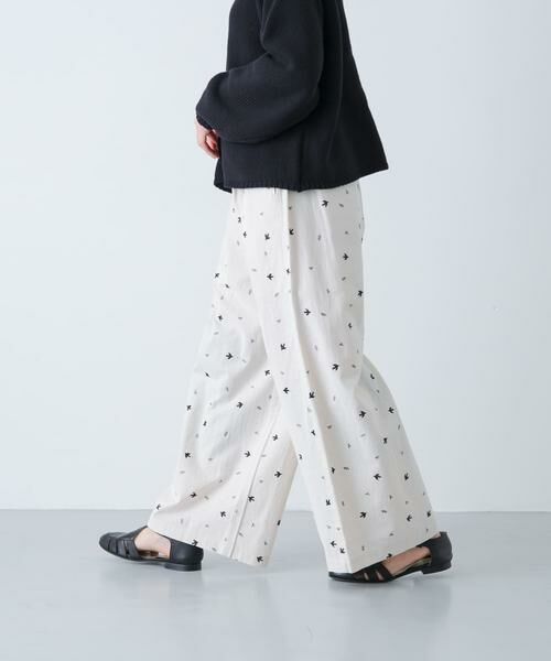 かぐれ / かぐれ その他パンツ | ツバメ刺繍イージーパンツ | 詳細1