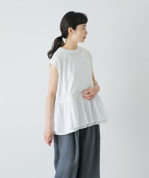 かぐれ / かぐれ Tシャツ | 裾フリルノースリーブインナーカットソー（オフホワイト）