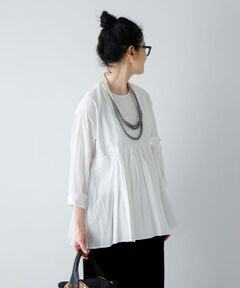 アンガルカシャツ