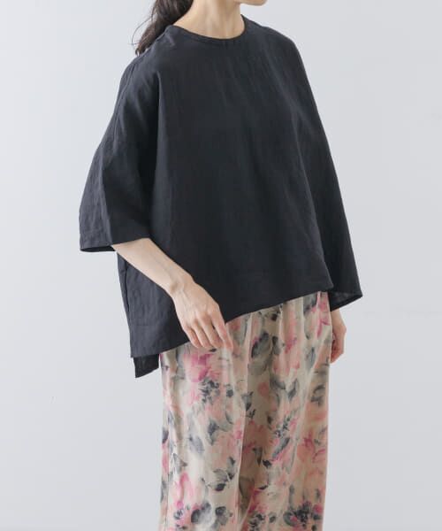 新品タグ付き　かぐれ　リネンクルーネックハーフスリーブ　アーバンリサーチドアーズ かぐれ ブラウス シャツ リネンクルーネックハーフスリーブ