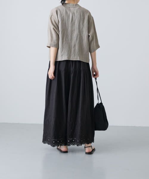 新品タグ付 DOORS かぐれ 小花刺繍イージーパンツ　ブラック 新品タグ付◇ かぐれ 小花刺繍イージーパンツ ブラック DOORS