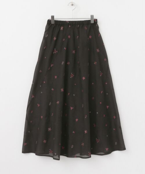 オーガンジー刺繍バイアススカート *定価：8,964円 *色：BLACK