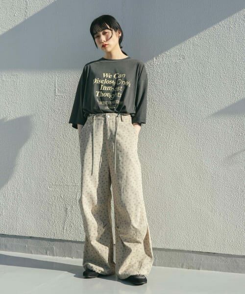 定価8800円　新品フラワープリントドロストパンツ セール】フラワープリントドロストパンツ（その他パンツ）｜KBF