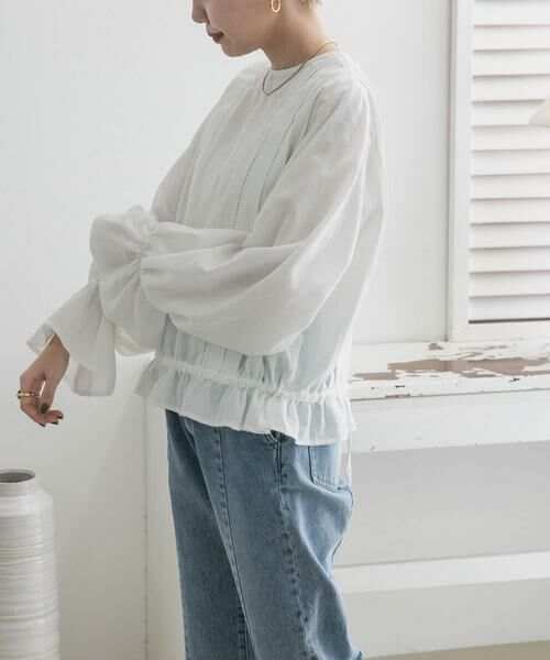 KBF / ケービーエフ シャツ・ブラウス | BACKリボンボリュームスリーブブラウス | 詳細22