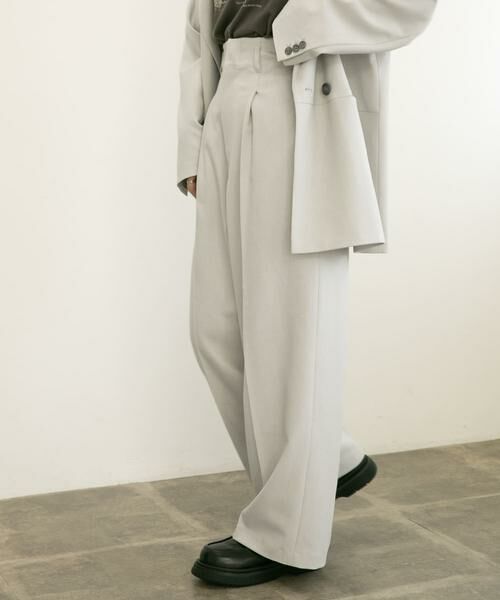 KBF / ケービーエフ その他パンツ | センタープレスハイウエストWIDEパンツ | 詳細1