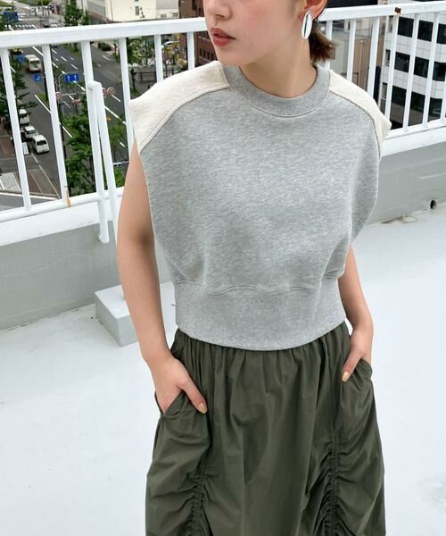 KBF / ケービーエフ スウェット | ショルダータックスウェット(グレー)