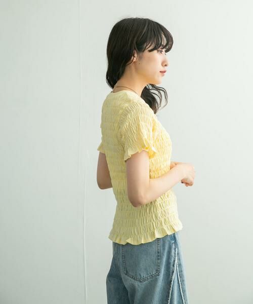 KBF / ケービーエフ Tシャツ | シャーリングプチフリルTEE | 詳細2