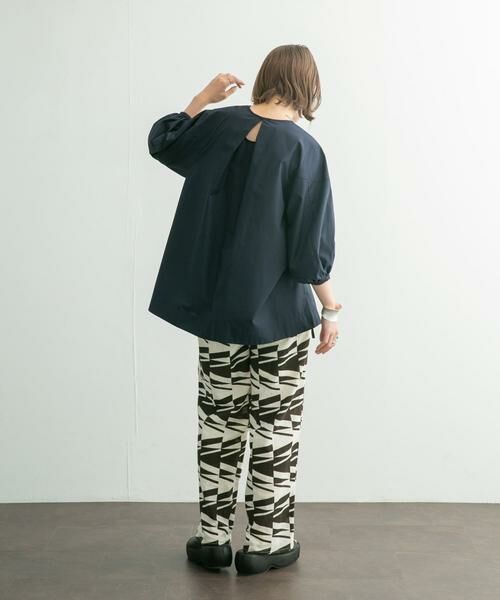 KBF / ケービーエフ シャツ・ブラウス | フロントドロストブラウス | 詳細15