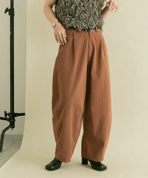 KBF / ケービーエフ その他パンツ | 『2サイズ展開』ワンタックコクーンパンツ | 詳細3