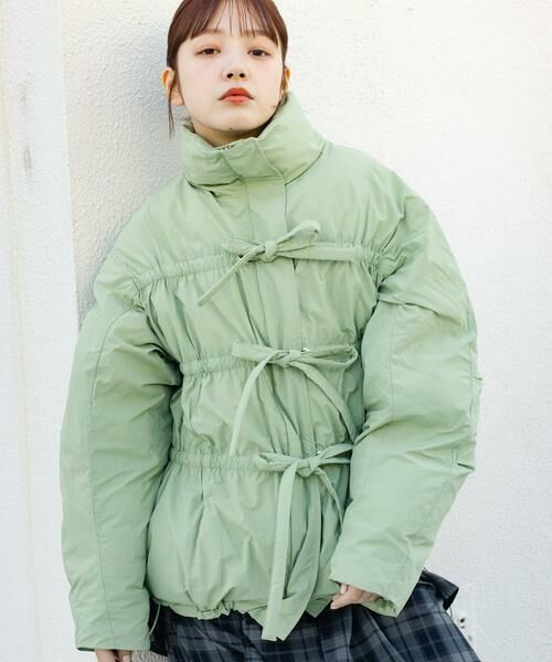 KBF / ケービーエフ ダウンジャケット・ベスト | フロントリボン中綿ジャケット(カーキ)
