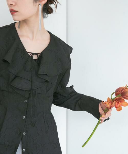 KBF / ケービーエフ シャツ・ブラウス | ウエストタックラッフルブラウス | 詳細20