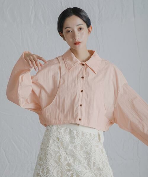 KBF / ケービーエフ シャツ・ブラウス | バックギャザークロップドシャツ | 詳細11