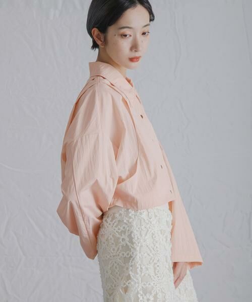 KBF / ケービーエフ シャツ・ブラウス | バックギャザークロップドシャツ | 詳細12