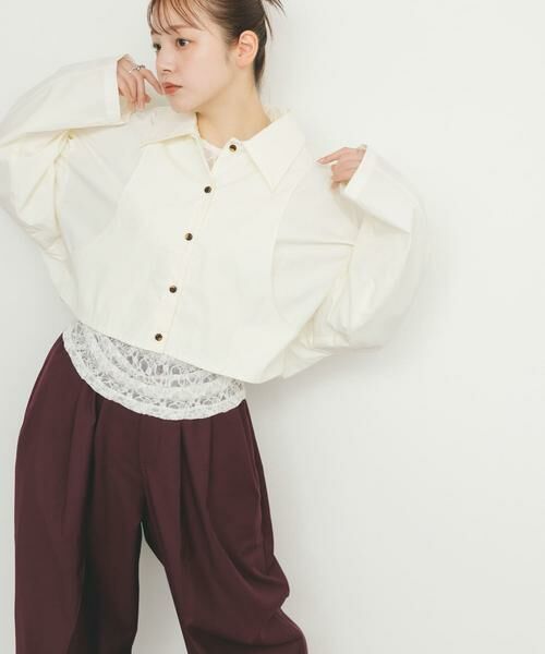 KBF / ケービーエフ シャツ・ブラウス | バックギャザークロップドシャツ | 詳細18