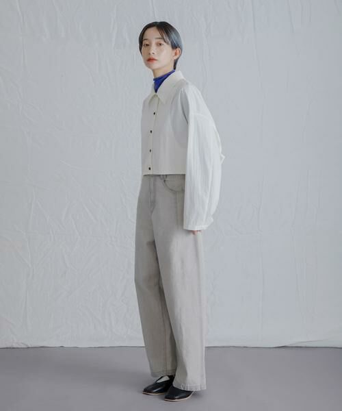 KBF / ケービーエフ シャツ・ブラウス | バックギャザークロップドシャツ | 詳細27