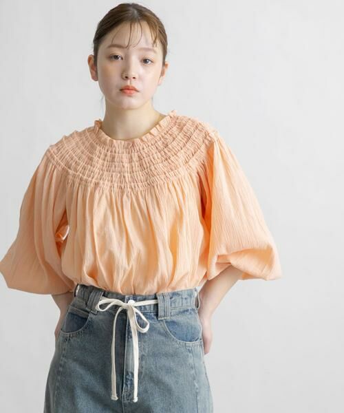 KBF / ケービーエフ シャツ・ブラウス | 2WAYシャーリングブラウス | 詳細1