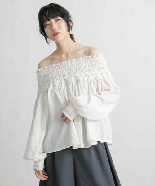 KBF / ケービーエフ シャツ・ブラウス | 2WAYシャーリングブラウス | 詳細15