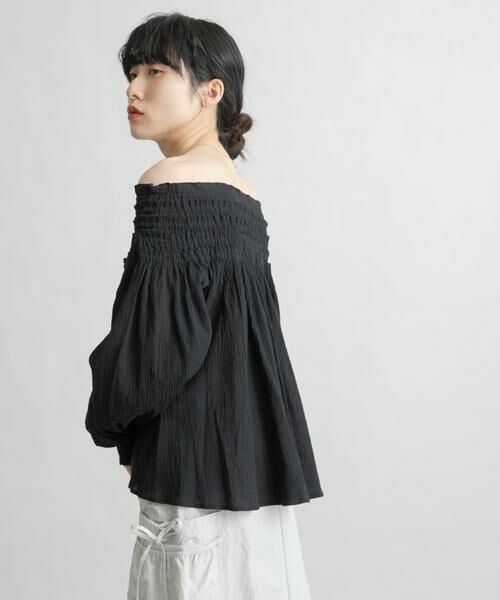 KBF / ケービーエフ シャツ・ブラウス | 2WAYシャーリングブラウス | 詳細24