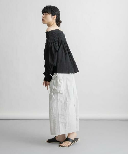 KBF / ケービーエフ シャツ・ブラウス | 2WAYシャーリングブラウス | 詳細27