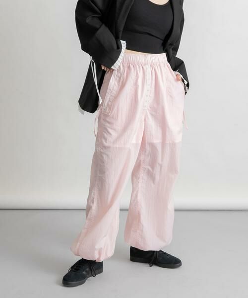 KBF / ケービーエフ その他パンツ | ヘムドロストナイロンパンツ | 詳細1